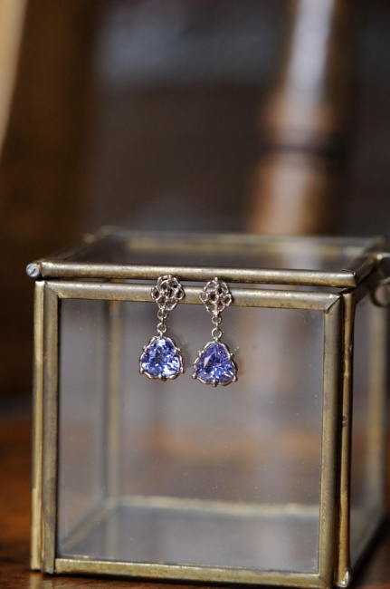 タンザナイトのピアス