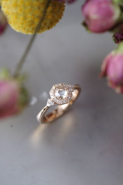 明日1/12（日）は臨時休業です