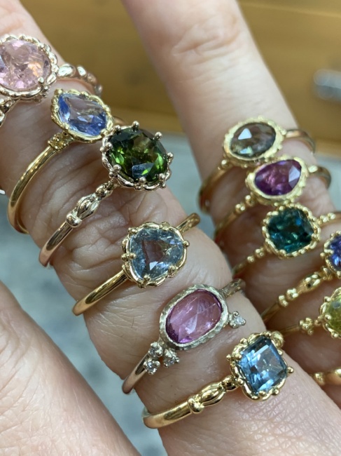 トルマリン　タンザナイト　サファイア！　あとは磨くだけ