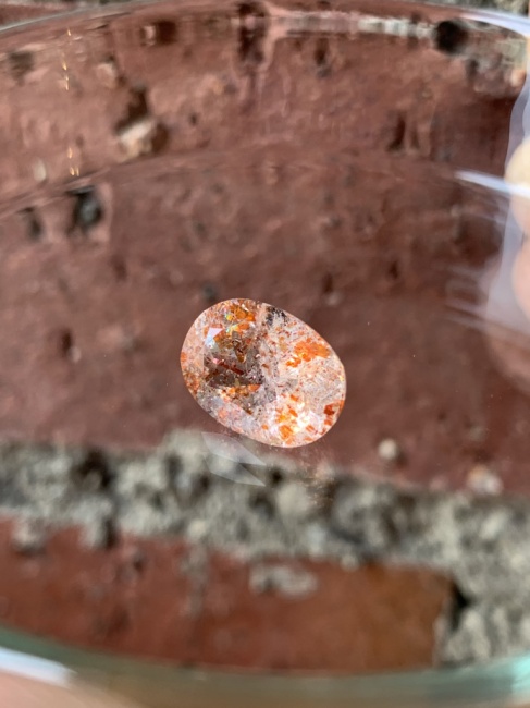 銀座にもっていく石たち　サンストーン