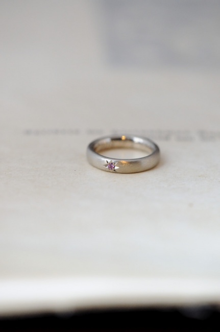 シンプルなベビーリング