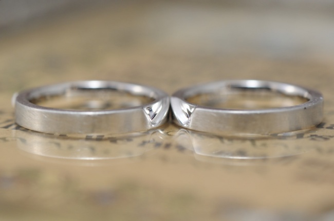 Wの結婚指輪