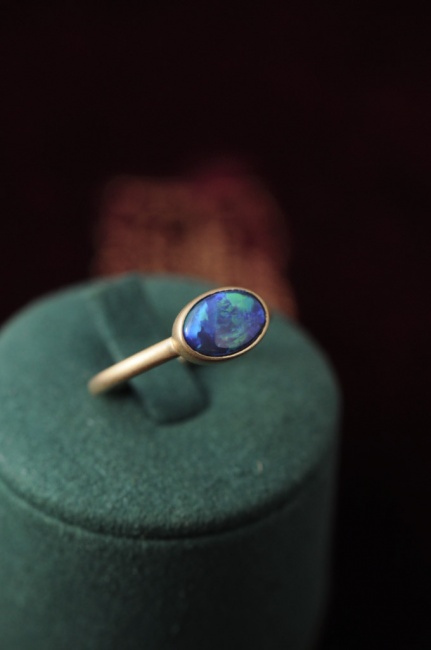 2/10（金）12時開店です