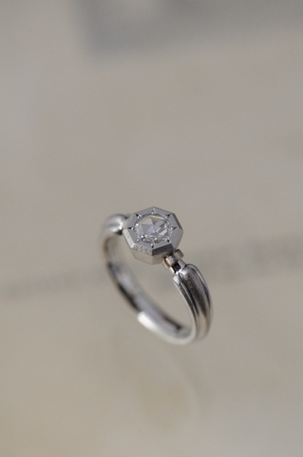 ローズカット　フルオーダーのご婚約指輪