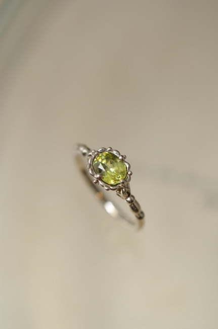 オーダーメイドのピンキーリング