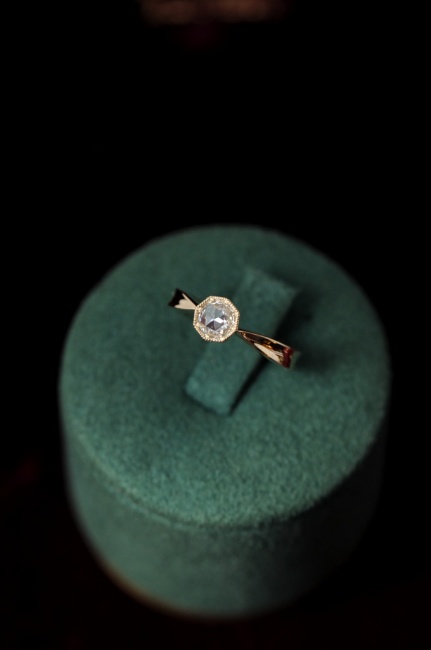 オーダーメイドの婚約指輪と　11/25（土）は13時オープンです