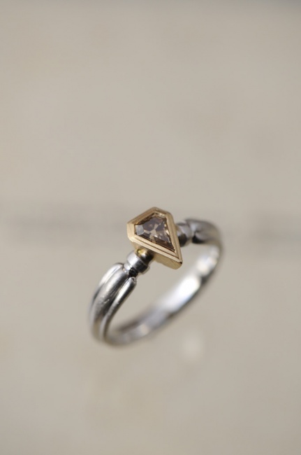 婚約指輪のお返し婚約指輪 と、5月の営業