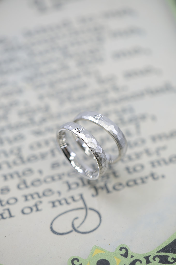 鎚目の結婚指輪