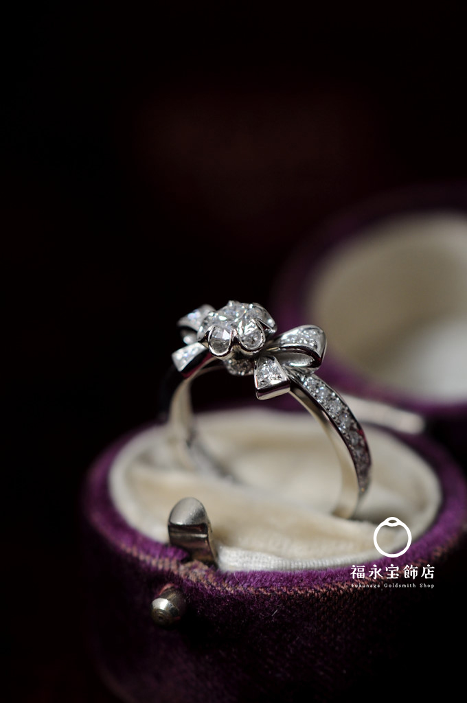 リボンの婚約指輪